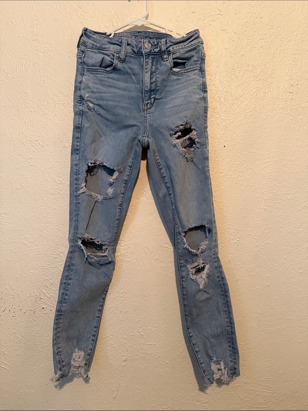 American Eagle Outfitters Light Blue Ripped Skinny Jeans